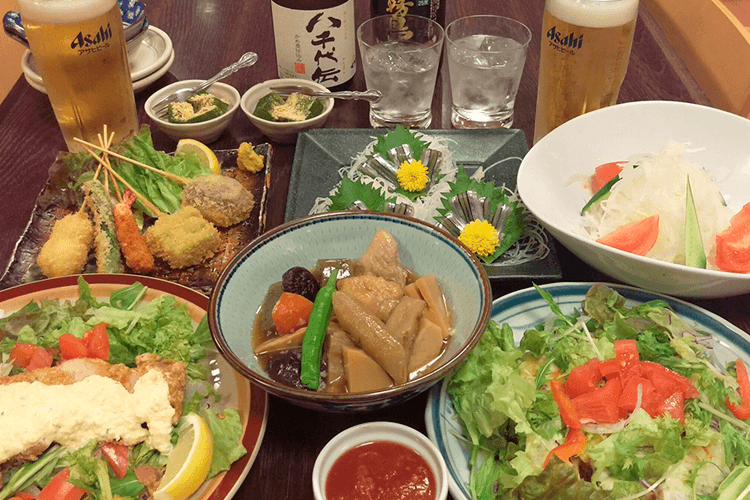 九州沖縄旬菜 うまかもん家 横浜天然温泉 SPA EAS [スパ イアス]